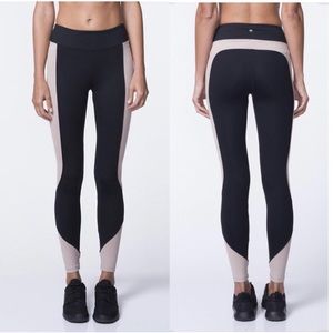 Koral Mid-Rise Curve Black w/Bisque Crop Legging